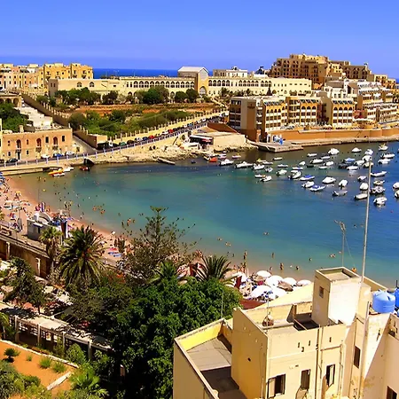 Apartment Idyllic Just Off The Promenade Sliema