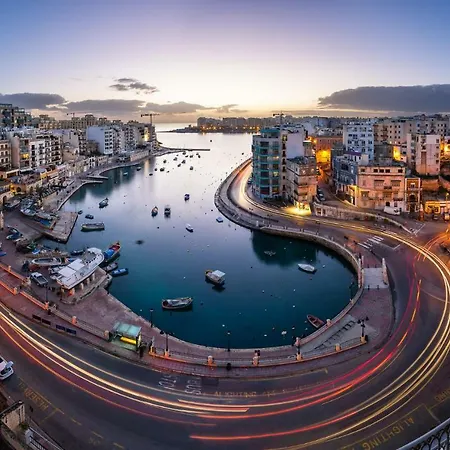 Idyllic Just Off The Promenade Apartment Sliema